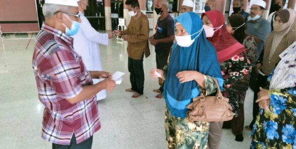 Pengagihan sumbangan dana PPZ MAIWP melalui Skim Wakalah Zakat Perniagaan